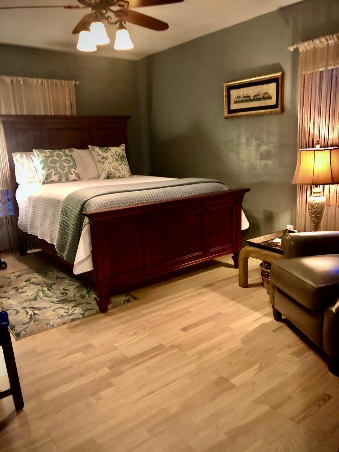 Winnie'S Bed&Breakfast Lawrenceburg Exterior foto